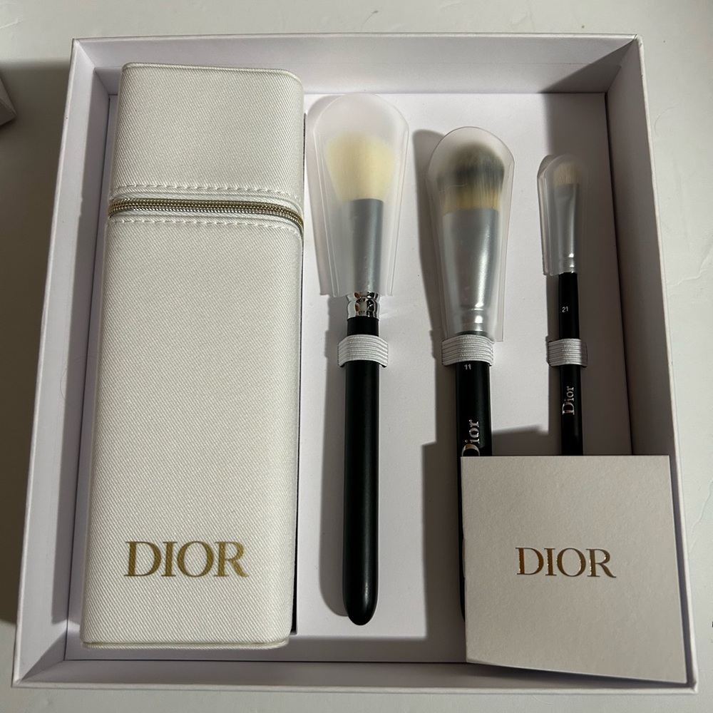 NEW!!! Dior Makeup Brush Set Gift